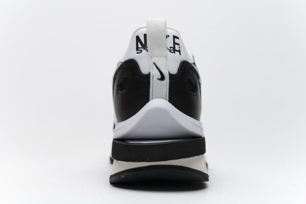CI9928-001 Sacai x Nike Pegasua Vaporfly Black White - Image 19
